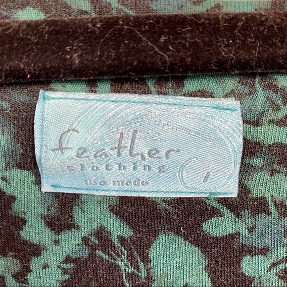 FEATHER CLOTHING Forest Green & Black Leaf Print 3/4 Sleeve Knit Bamboo Dress - Picture 5 of 6